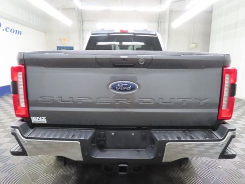 Used 2024 Ford F350 Lariat image 42