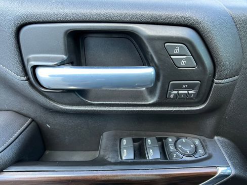 Used 2020 GMC Sierra 2500 SLT w/ SLT Premium Plus Package image 10