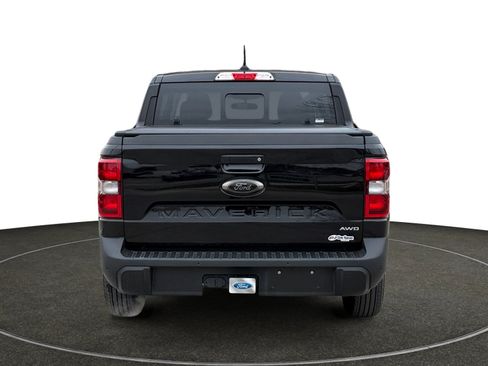 Used 2024 Ford Maverick Lariat w/ Black Appearance Package image 5