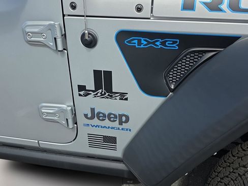 Used 2023 Jeep Wrangler Unlimited Rubicon 4xe w/ Steel Bumper Group AWD/4WD image 38