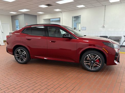 Used 2026 BMW X2 xDrive28i w/ Technology Package AWD/4WD image 8