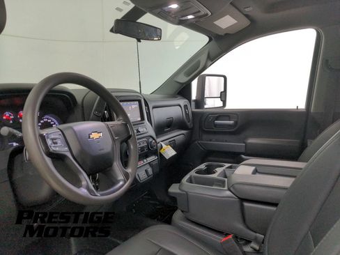 Used 2021 Chevrolet Silverado 2500 W/T AWD/4WD image 13