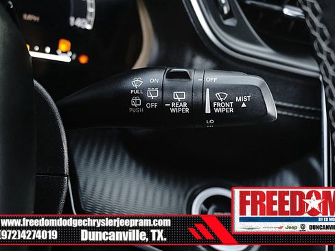 Used 2024 Jeep Grand Cherokee Altitude image 31