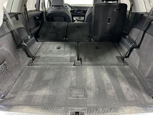 Used 2023 Audi Q7 3.0T Prestige w/ Prestige Package image 15