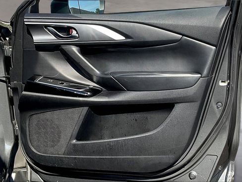 Used 2022 MAZDA CX-9 Touring image 28
