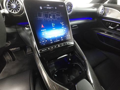 Used 2022 Mercedes-Benz SL 63 AMG 4MATIC image 16