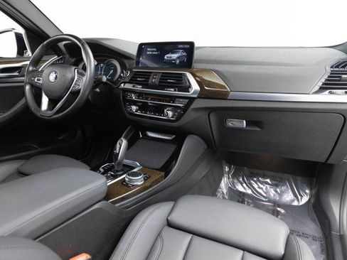 Used 2019 BMW X4 xDrive30i w/ Convenience Package image 2