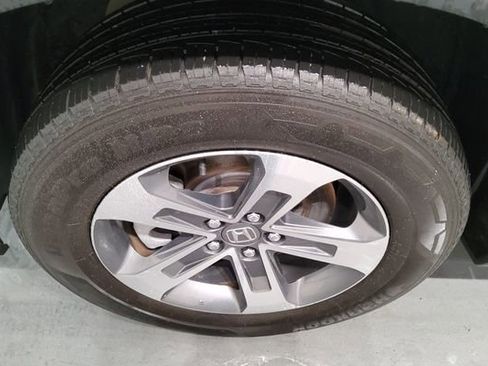 Certified 2024 Honda Pilot EX-L image 38