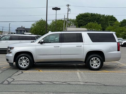 Used 2020 Chevrolet Suburban LT AWD/4WD image 2