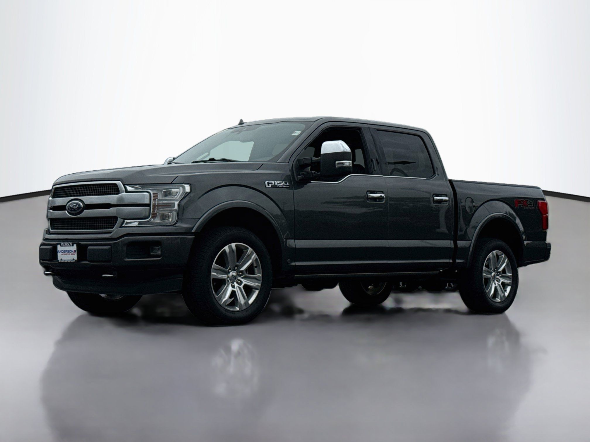 Used 2019 Ford F150 Platinum w/ Equipment Group 701A Luxury AWD/4WD image 3