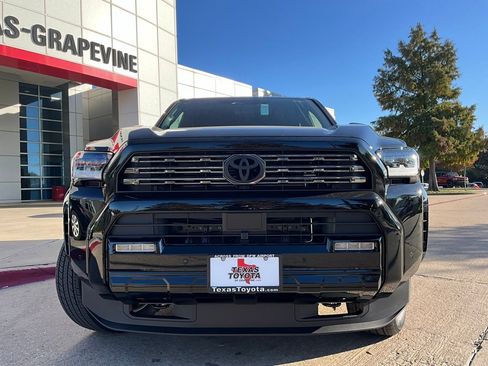 New 2025 Toyota 4Runner 4WD image 4