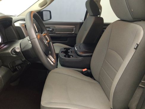 Used 2022 RAM 1500 Classic SLT RWD image 17