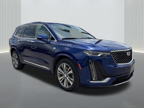 Used 2024 Cadillac XT6 Premium Luxury FWD image 3