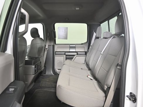 Used 2015 Ford F150 XLT w/ Equipment Group 302A Luxury image 17