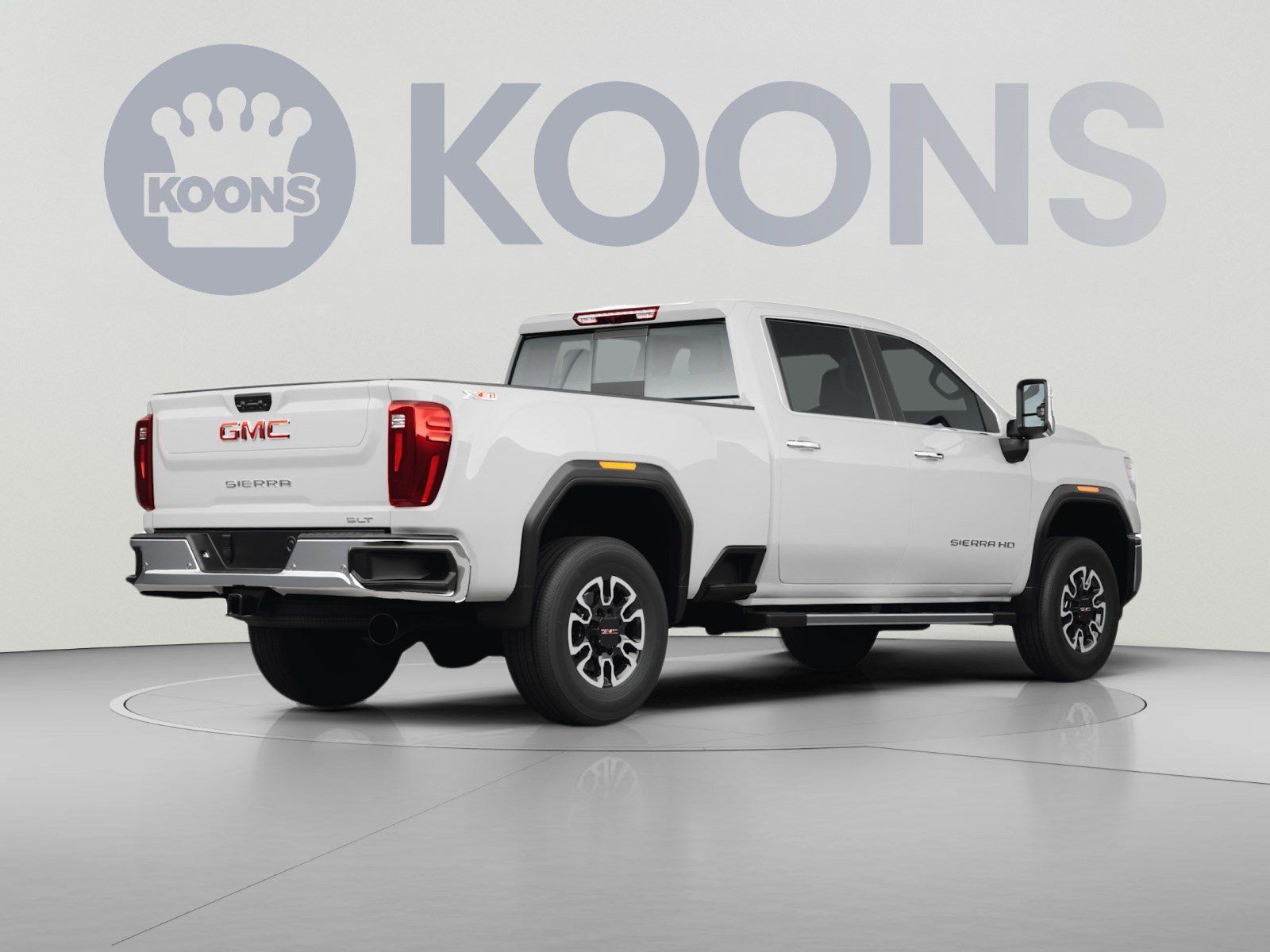 Used 2025 GMC Sierra 2500 SLT w/ SLT Premium Package AWD/4WD image 4