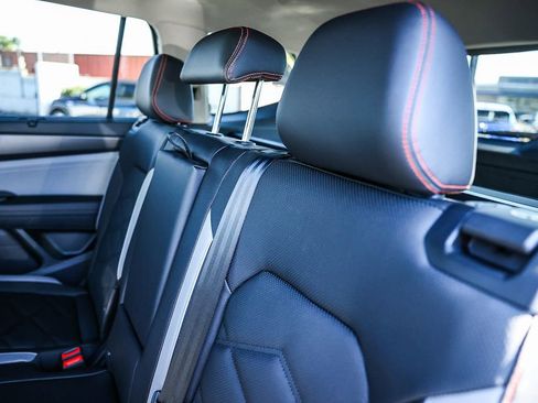 New 2026 Volkswagen Atlas Peak Edition image 35