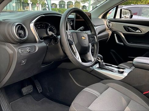 Used 2025 Chevrolet Blazer LT image 16