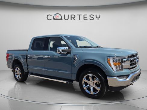 Used 2023 Ford F150 Lariat w/ Max Trailer Tow Package AWD/4WD image 7