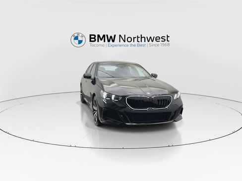 New 2026 BMW 550e xDrive AWD/4WD image 7