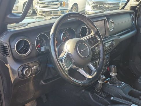 Used 2021 Jeep Wrangler Unlimited Sahara w/ Uconnect 4C Nav & Sound Group image 14