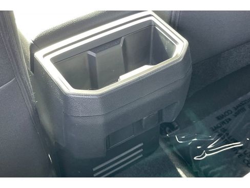 Used 2024 Toyota Tacoma SR5 image 40