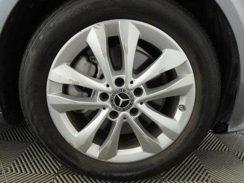 Used 2020 Mercedes-Benz C 300 Sedan w/ Driver Assistance Package image 33