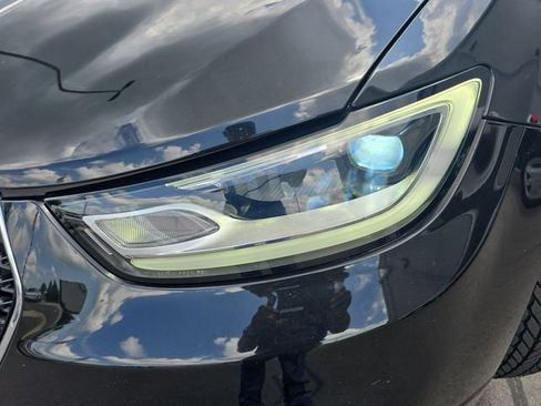 Used 2023 Chrysler Pacifica Touring-L FWD image 20