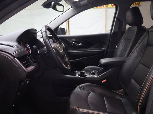 Used 2023 GMC Terrain AT4 image 17