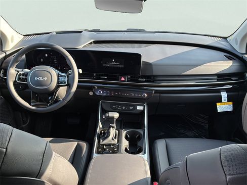 New 2026 Kia Carnival SX Prestige image 18