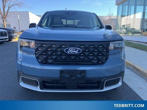 Certified 2025 Ford Maverick Lariat w/ 4K Tow Package image 2