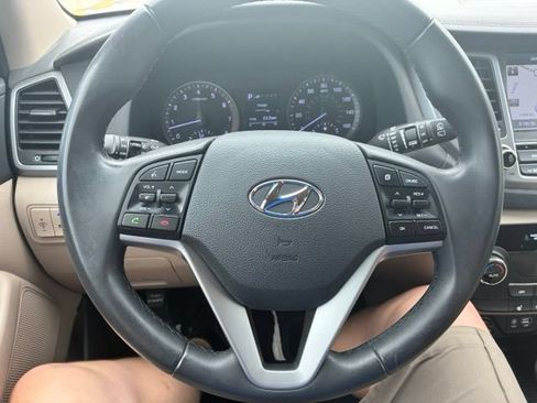Used 2018 Hyundai Tucson SEL Plus AWD/4WD image 16