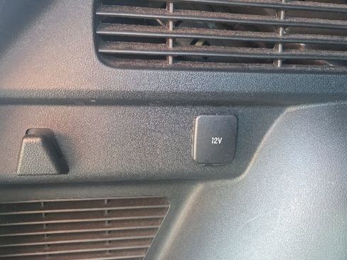 Used 2020 Ford Escape SE FWD image 12