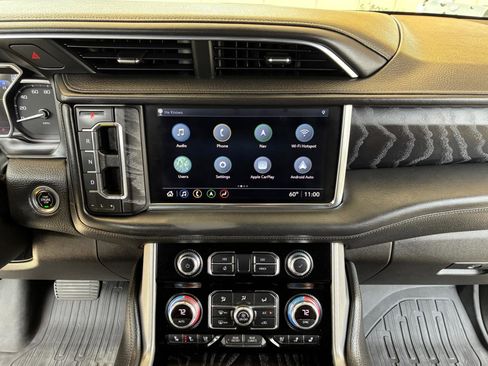 Used 2021 GMC Yukon XL Denali image 19