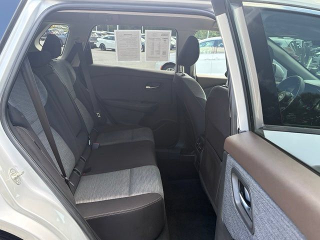 Used 2021 Nissan Rogue SV AWD/4WD image 30