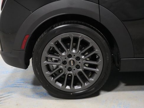 Certified 2026 MINI Cooper S FWD image 36