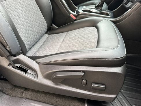 Certified 2018 Chevrolet Colorado Z71 w/ Z71 Midnight Edition image 22