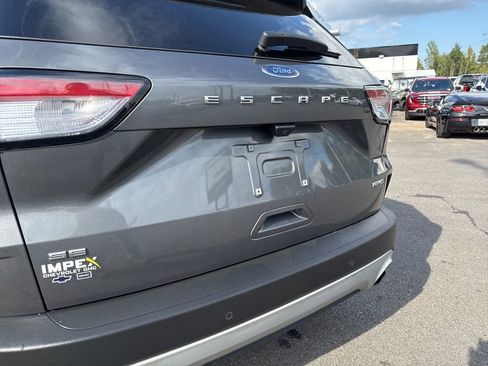 Used 2022 Ford Escape SE image 26