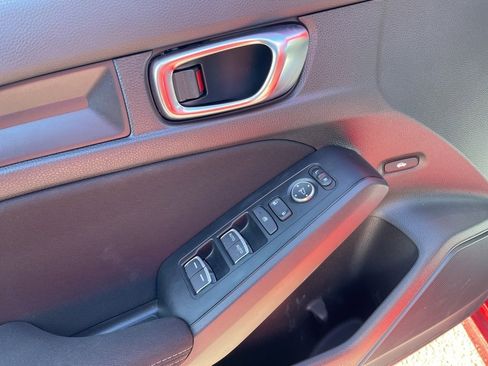 Used 2025 Honda Civic Sport image 22