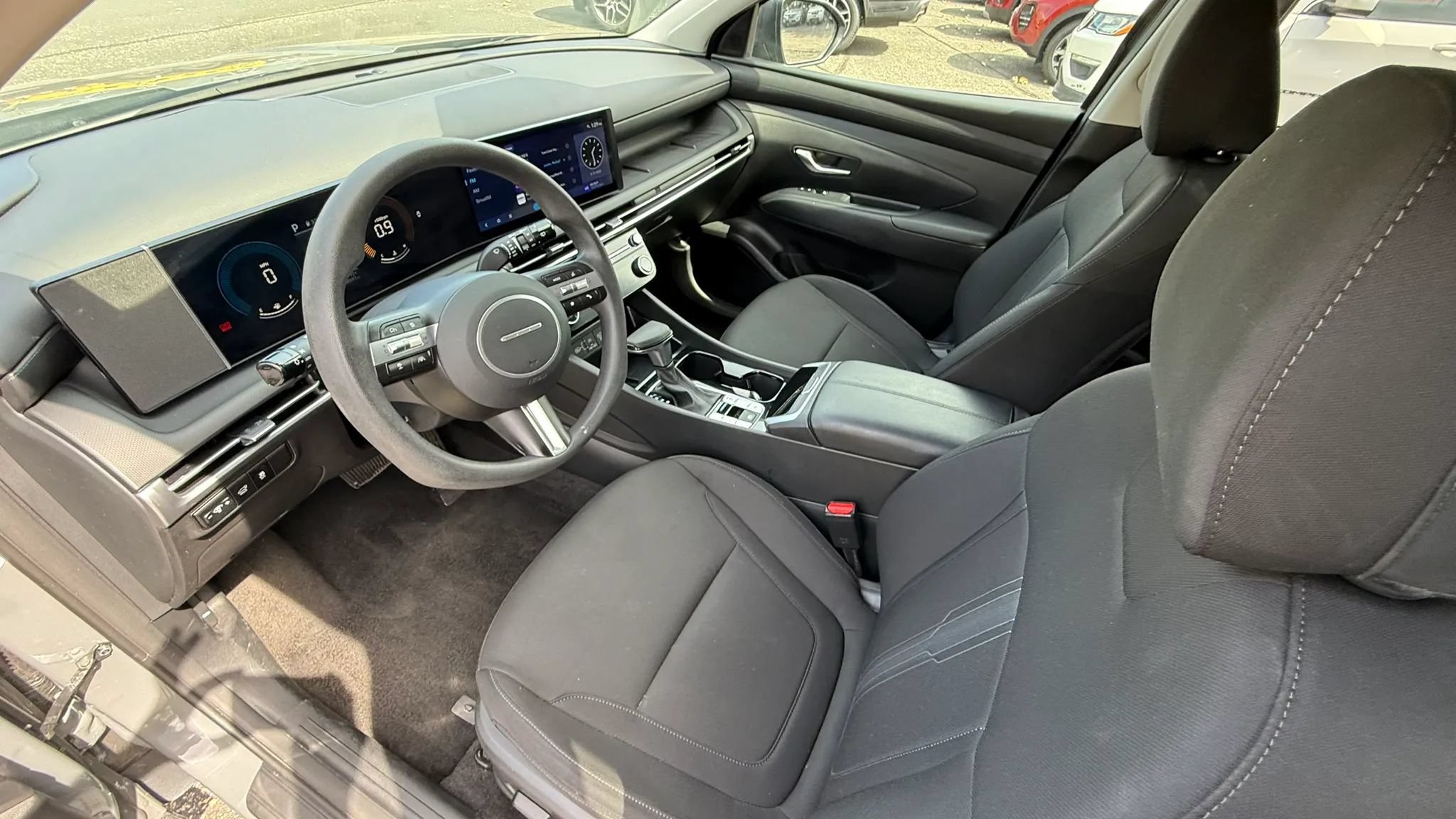 Used 2025 Hyundai Tucson SEL FWD image 20