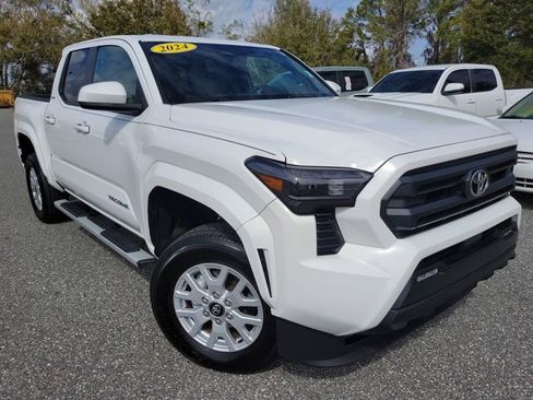 Used 2024 Toyota Tacoma SR5 image 8