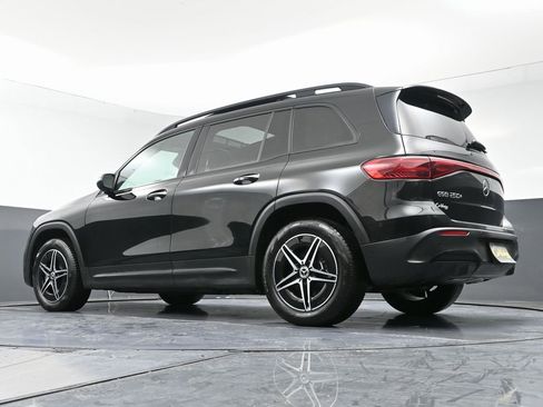 Used 2024 Mercedes-Benz EQB 250+ image 59