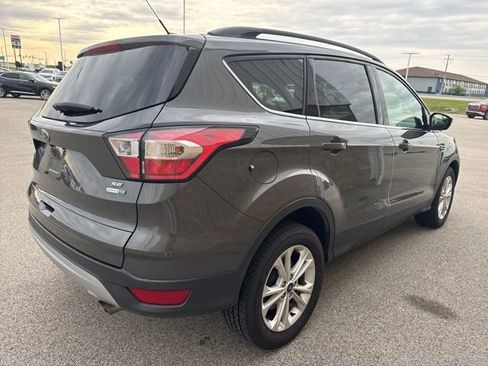 Used 2018 Ford Escape SE AWD/4WD image 5