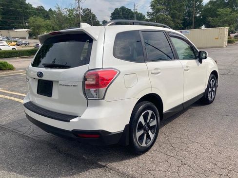 Used 2018 Subaru Forester 2.5i Premium w/ All-Weather Package image 14