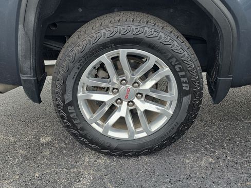 Used 2021 GMC Sierra 1500 SLT w/ SLT Premium Package RWD image 5