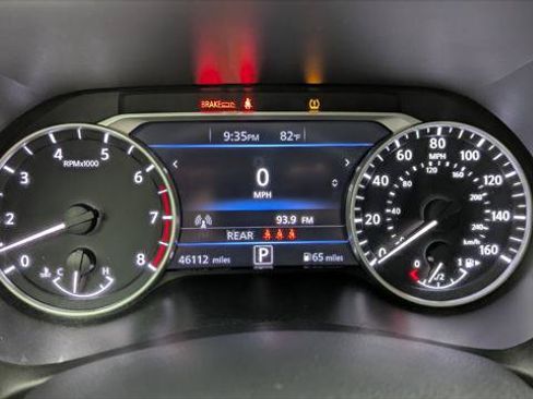 Used 2024 Nissan Sentra SV FWD image 26