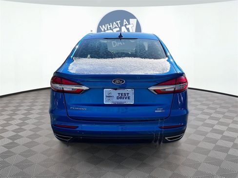 Used 2020 Ford Fusion SE image 4