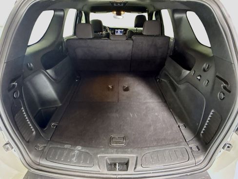 Used 2023 Dodge Durango SXT RWD image 35