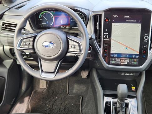 Used 2025 Subaru Forester Limited image 29