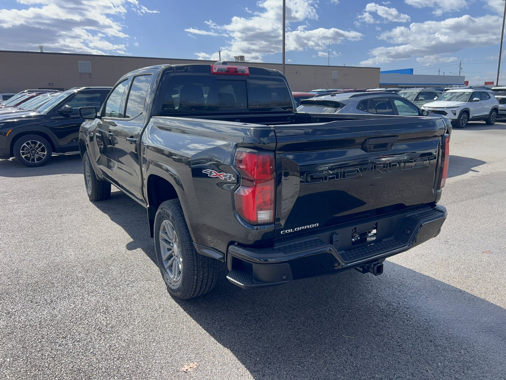New 2026 Chevrolet Colorado LT w/ LT Convenience Package AWD/4WD image 9
