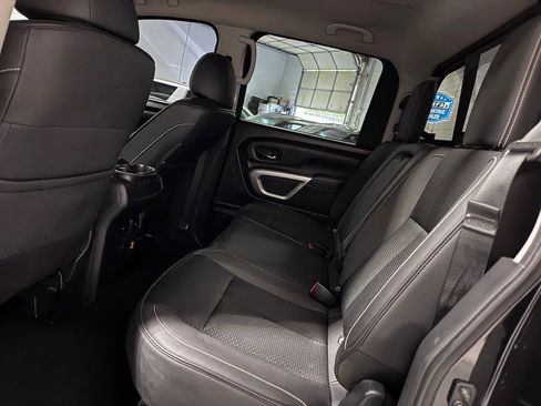 Used 2019 Nissan Titan PRO-4X w/ Pro-4x Utility Package AWD/4WD image 17
